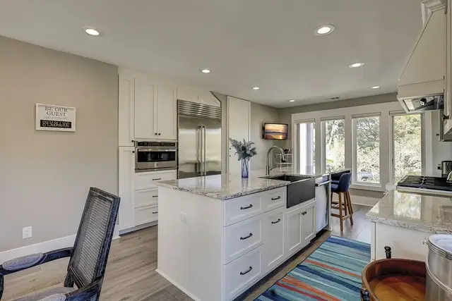 Kitchen at Braddock Cove Club 14